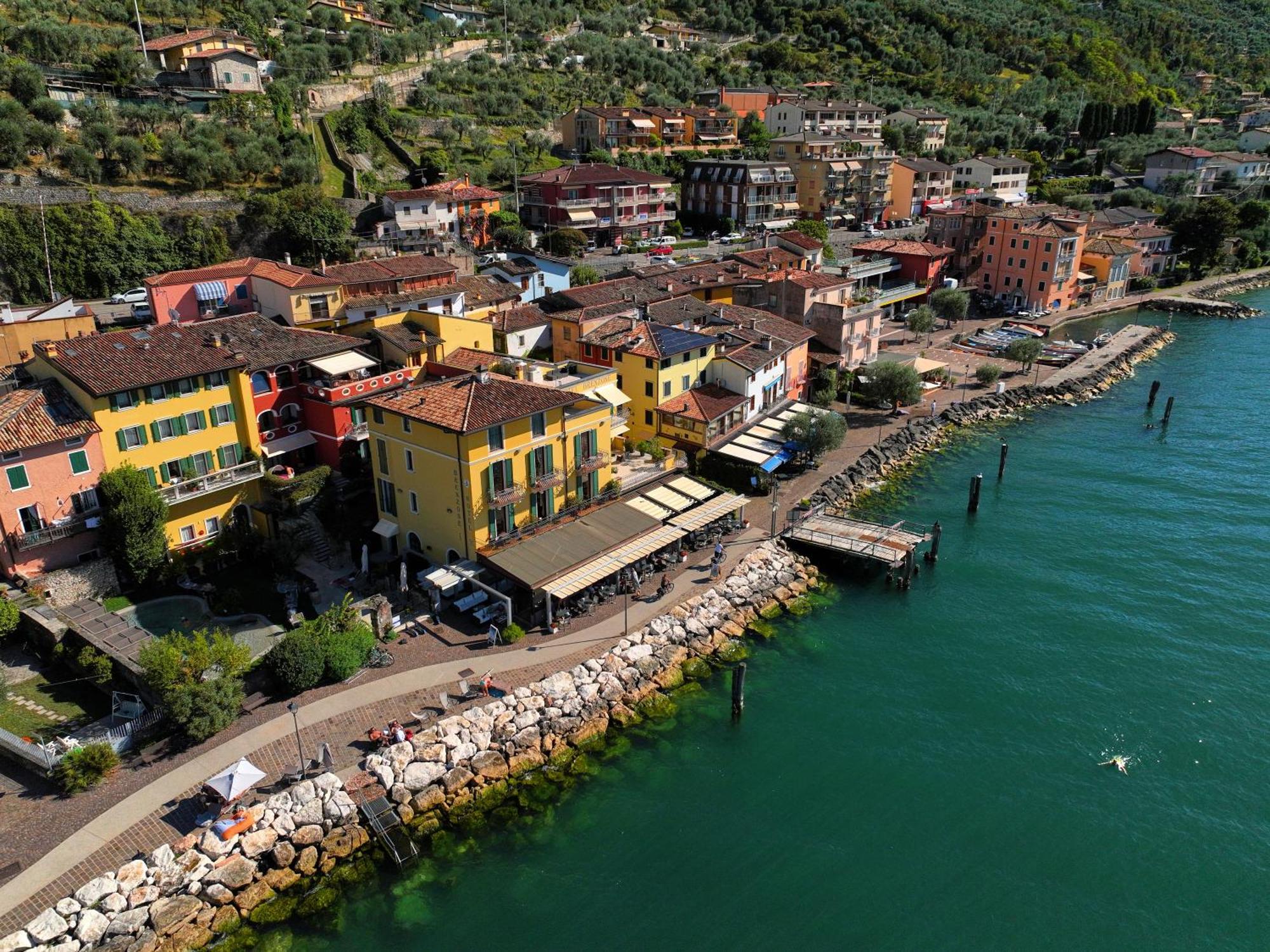 Lake Front Hotel Brenzone Exterior foto